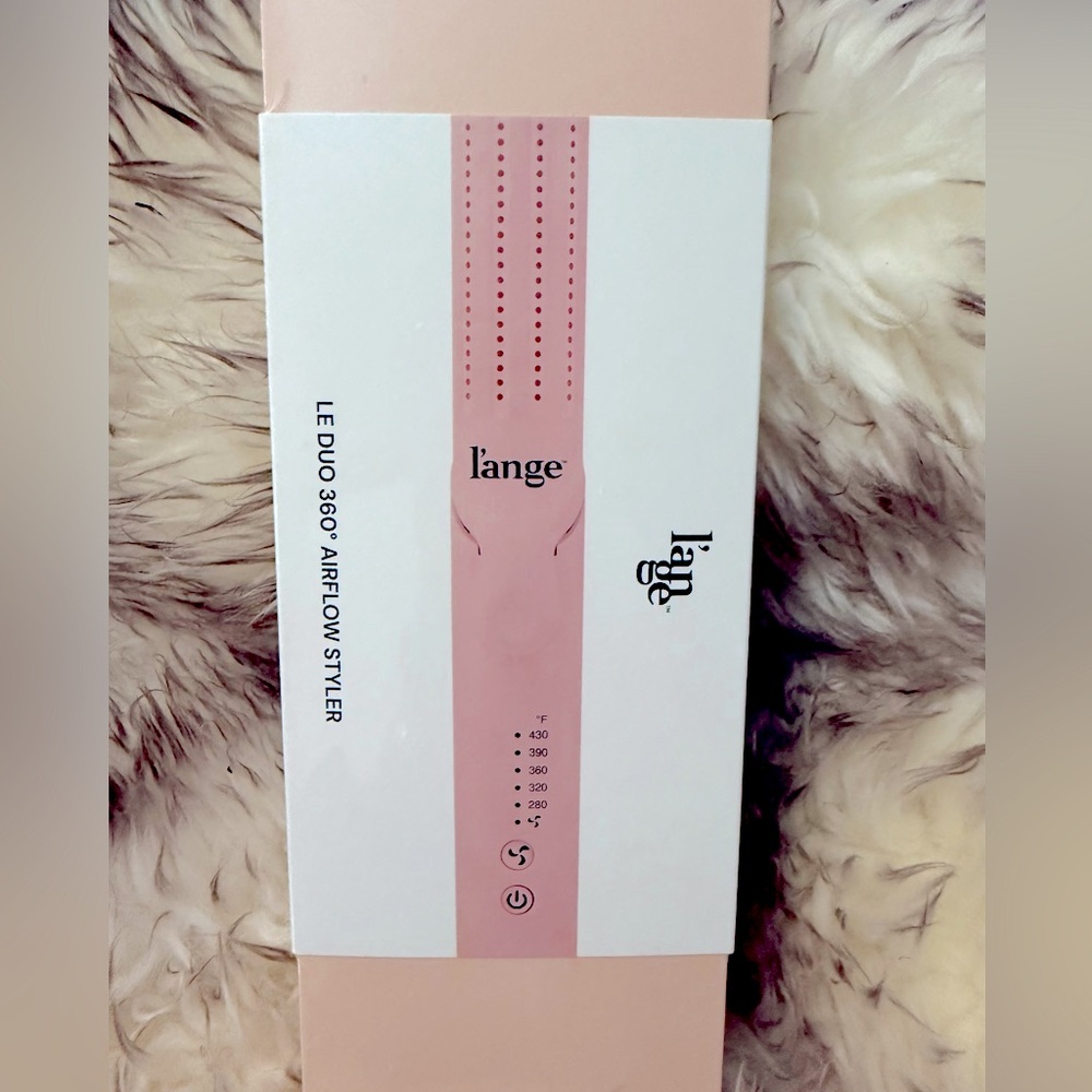- NEW IN BOX L’ange Air flow styler Blush color Standard in size. Factory sealed